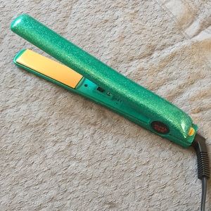 Sparkling teal Ultra CHI straightener